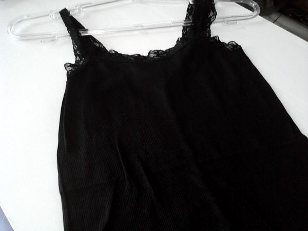 Blusinha de Renda