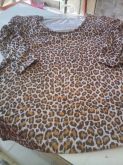Blusinha de manga onça